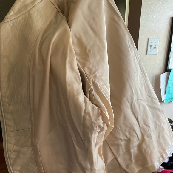 Gen. Leather Vintage Express Ivory/Cream Jacket 5/6, Pre-owned - Picture 11 of 16